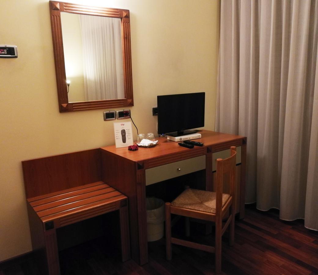 Hotel Il Castellaccio Piccione المظهر الخارجي الصورة